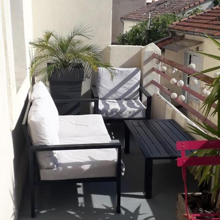 Appartement Centre-Ville Avec Terrasse Montpellier Exteriör bild